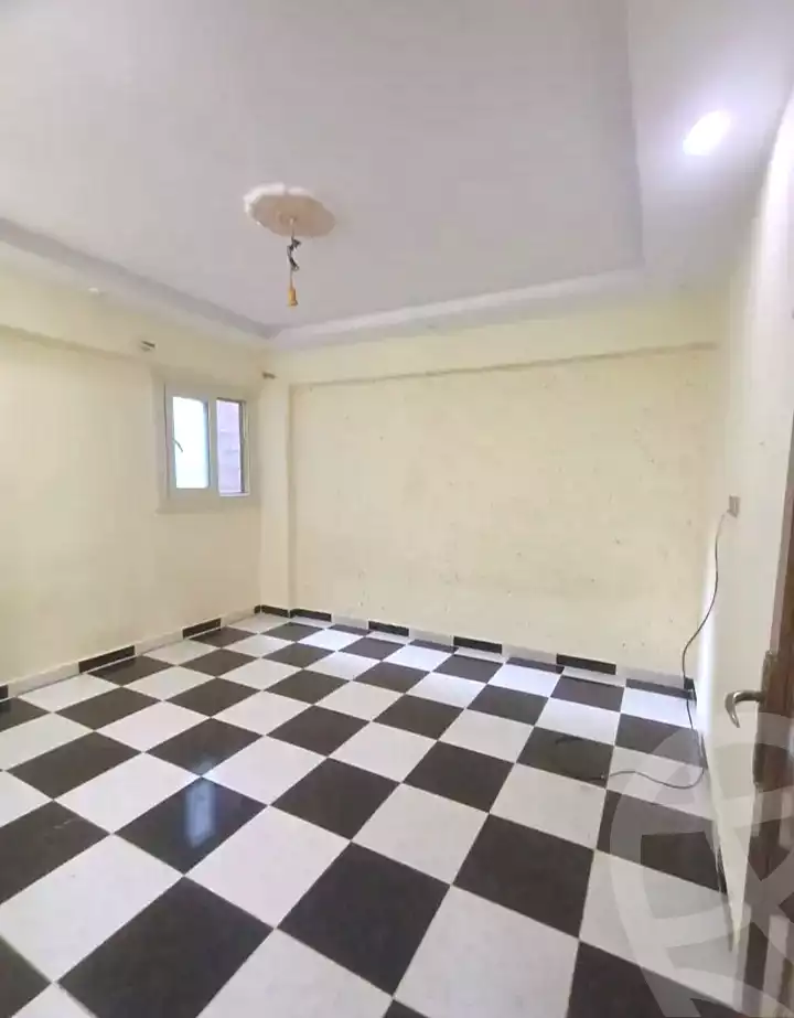 https://aqarmap.com.eg/en/listing/7252599-for-sale-alexandria-al-agamy-el-hanouvel-radwan-st