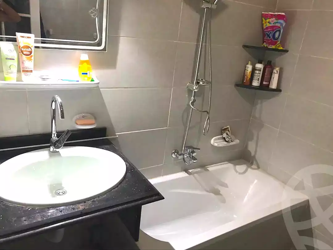 https://aqarmap.com.eg/ar/listing/7252622-for-sale-alexandria-el-asafra-shr-45