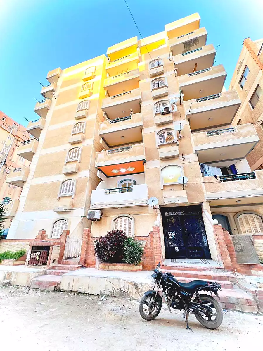 https://aqarmap.com.eg/ar/listing/7145057-for-sale-alexandria-al-agamy-shataa-el-nakheel