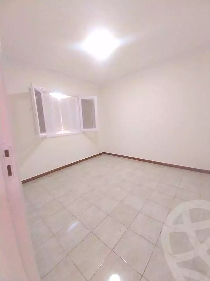 https://aqarmap.com.eg/ar/listing/7145051-for-sale-alexandria-al-agamy-shataa-el-nakheel