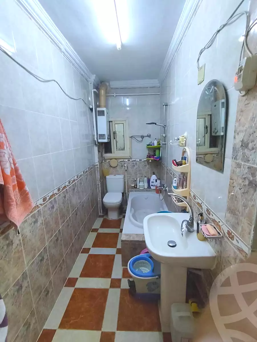 https://aqarmap.com.eg/en/listing/7252783-for-sale-cairo-6th-of-october-el-ahyaa-neighborhood-10th