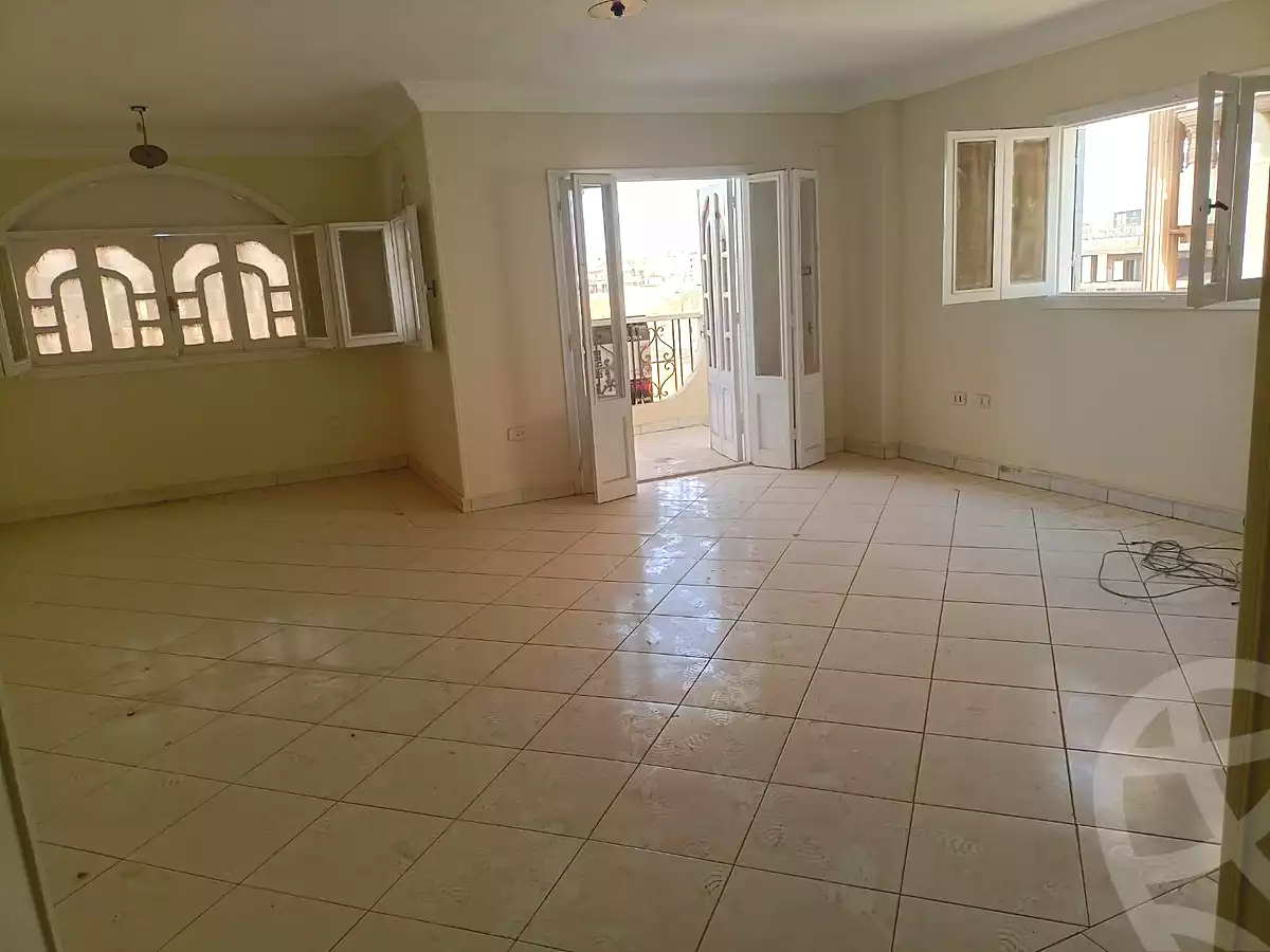 https://aqarmap.com.eg/ar/listing/7253156-for-rent-cairo-6th-of-october-el-ahyaa-neighborhood-1st