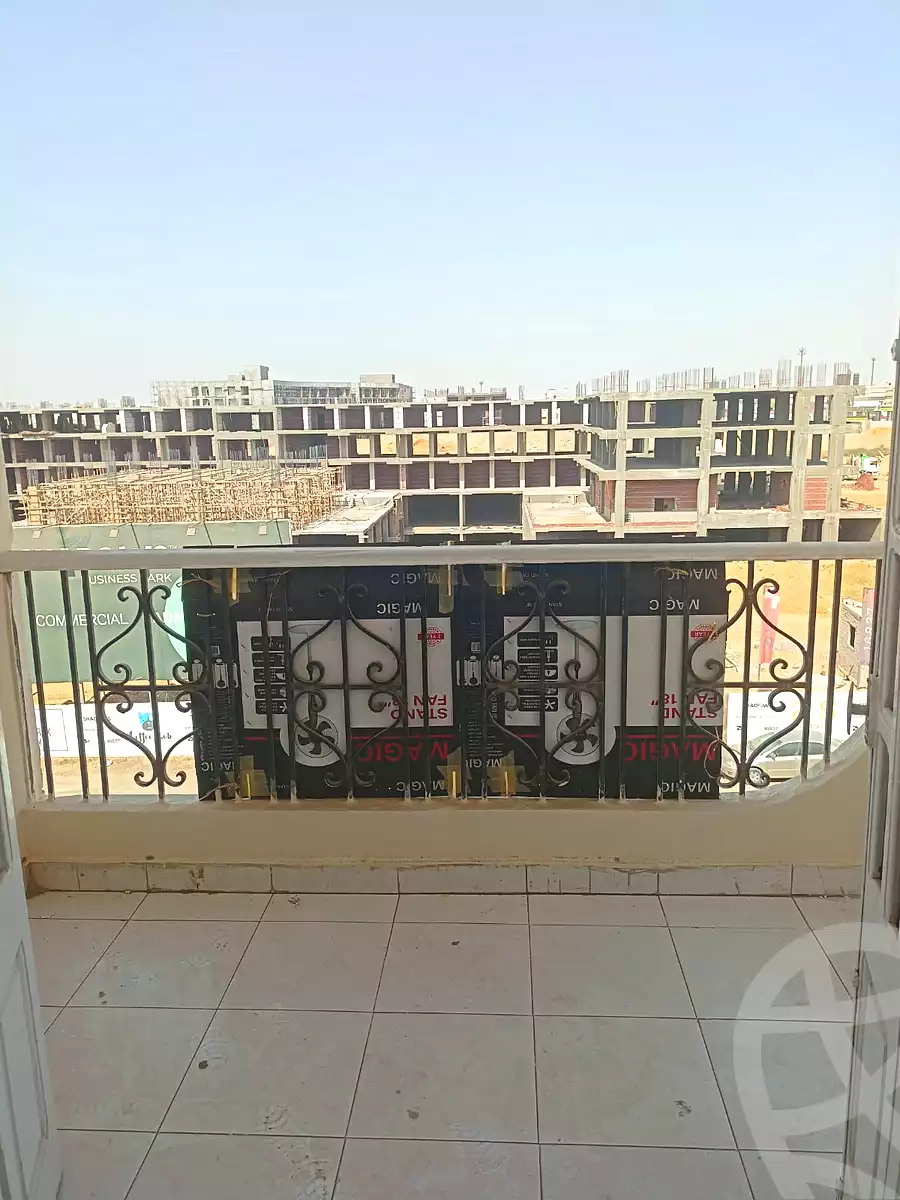 https://aqarmap.com.eg/ar/listing/7253156-for-rent-cairo-6th-of-october-el-ahyaa-neighborhood-1st