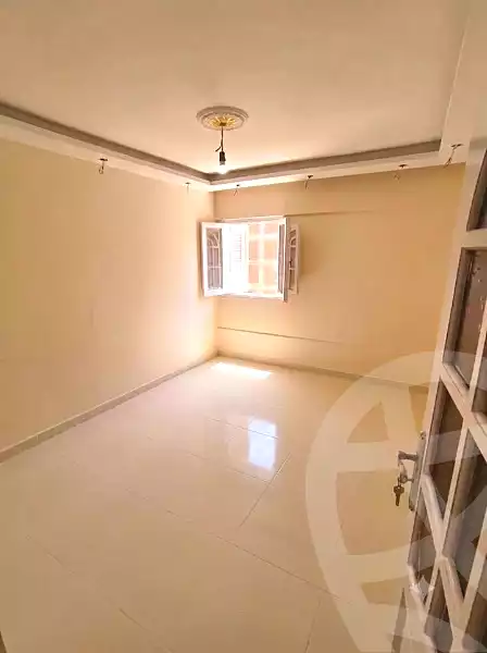 https://aqarmap.com.eg/ar/listing/7253511-for-sale-alexandria-al-agamy-el-hanouvel-al-haded-we-al-soulb-st