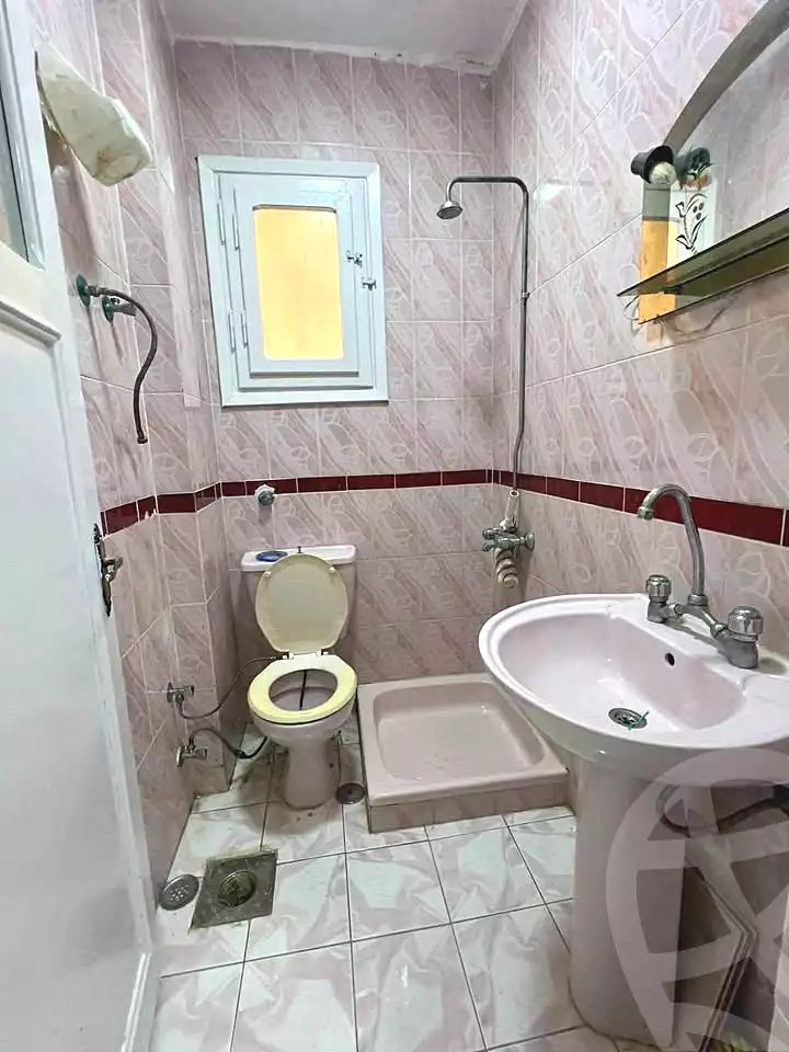 https://aqarmap.com.eg/ar/listing/7253765-for-sale-alexandria-al-agamy-shataa-el-nakheel