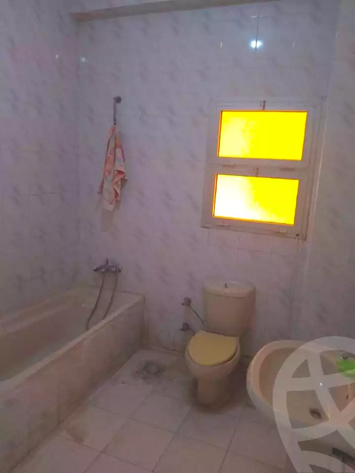 https://aqarmap.com.eg/ar/listing/7253861-for-sale-alexandria-al-agamy-lbytsh-shahr-al-assal-st