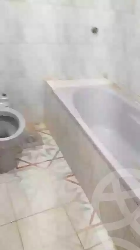https://aqarmap.com.eg/ar/listing/7253957-for-sale-alexandria-al-agamy-eid-mahmoud-el-talkhawy-st