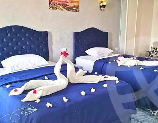 https://aqarmap.com.eg/ar/listing/7253935-for-sale-cairo-new-cairo-compounds-golden-heights-1