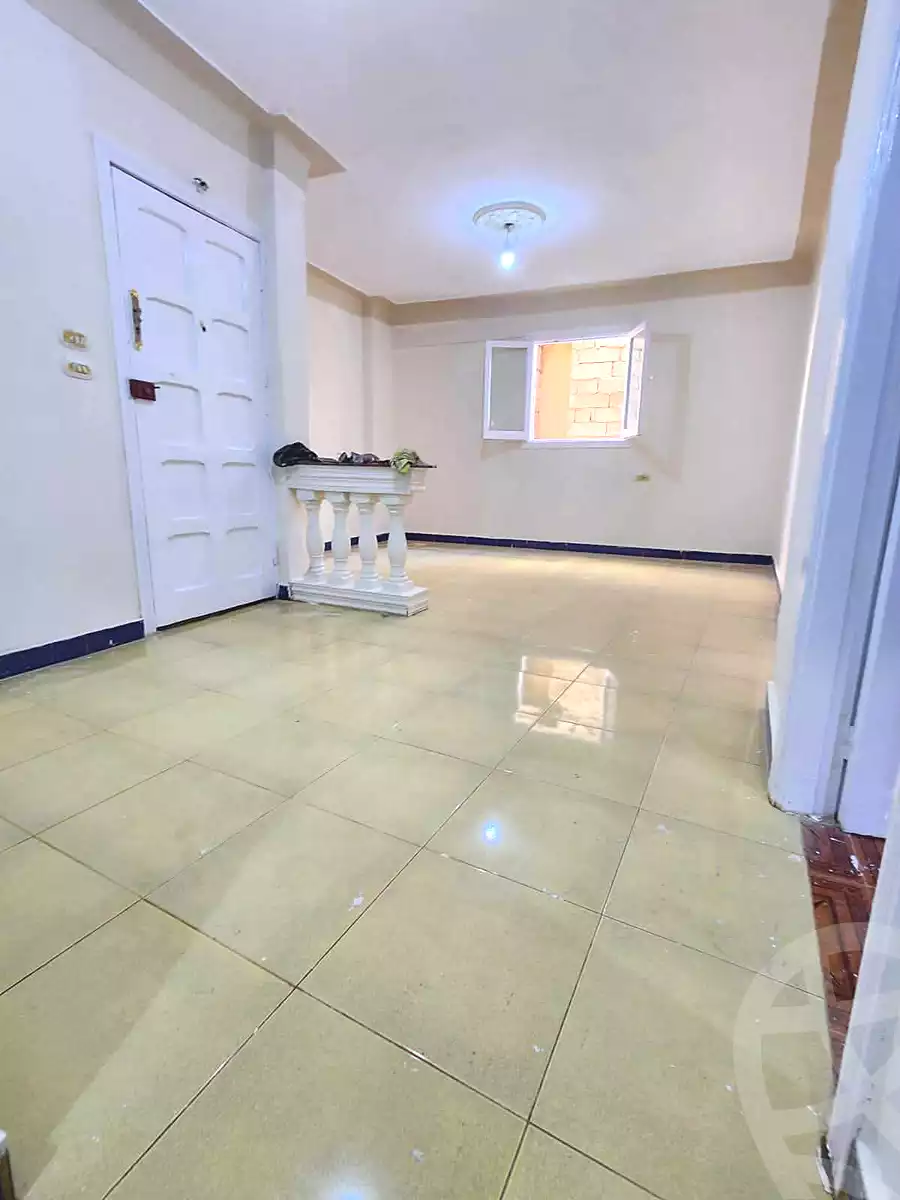 https://aqarmap.com.eg/en/listing/7254038-for-sale-alexandria-bahray-el-anfoshy-sidi-abou-el-abbas-st