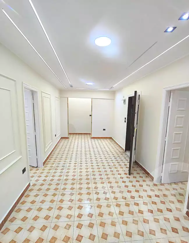 https://aqarmap.com.eg/ar/listing/7254114-for-sale-alexandria-el-asafra-l-sfr-bhry