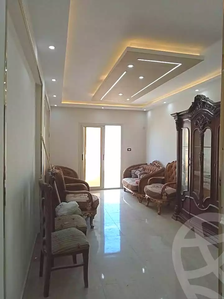 https://aqarmap.com.eg/ar/listing/7254840-for-sale-alexandria-el-asafra-l-sfr-bhry