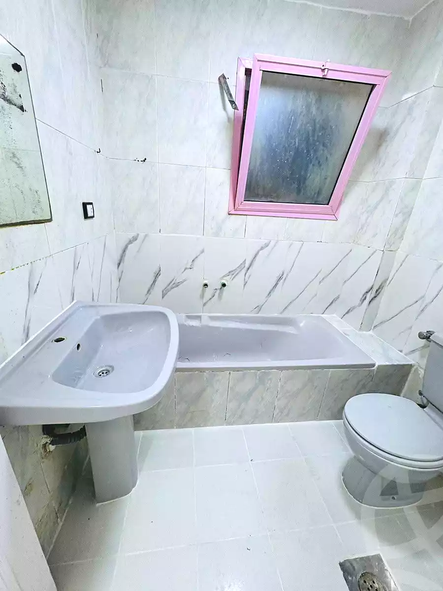 https://aqarmap.com.eg/ar/listing/7255024-for-sale-alexandria-al-agamy-shataa-el-nakheel