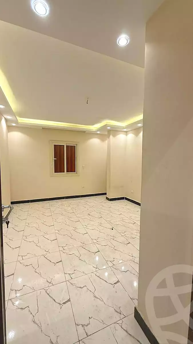 https://aqarmap.com.eg/ar/listing/7255121-for-sale-cairo-6th-of-october-el-ahyaa-neighborhood-3rd-al-hay-al-thalith-st