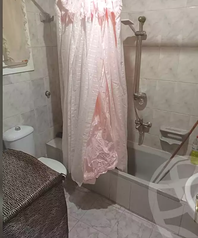 https://aqarmap.com.eg/ar/listing/7255003-for-rent-alexandria-miami