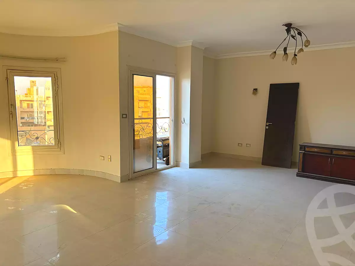 https://aqarmap.com.eg/en/listing/7255187-for-sale-cairo-el-sheikh-zayed-city-el-hay-elsabeaa-lhy-lsb