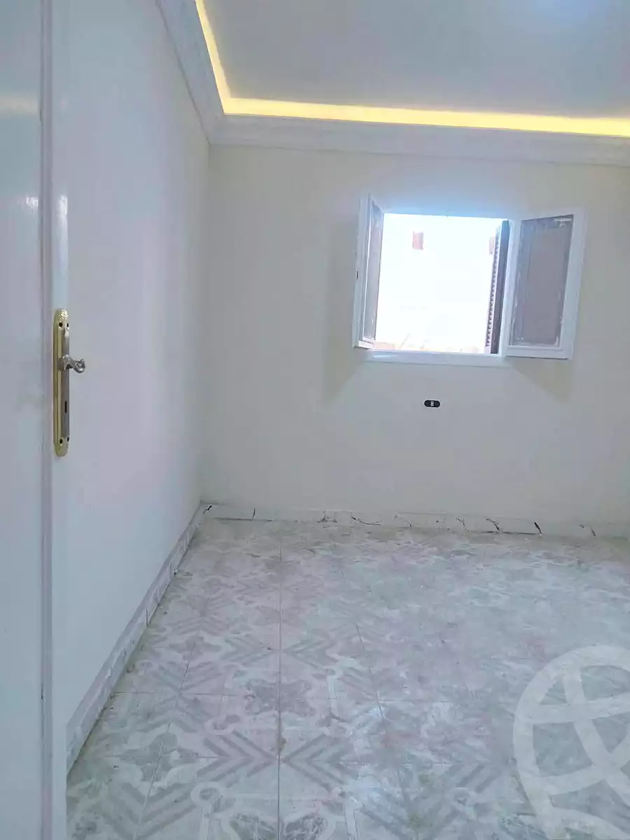 https://aqarmap.com.eg/ar/listing/7255197-for-sale-alexandria-al-agamy-bw-ywsf