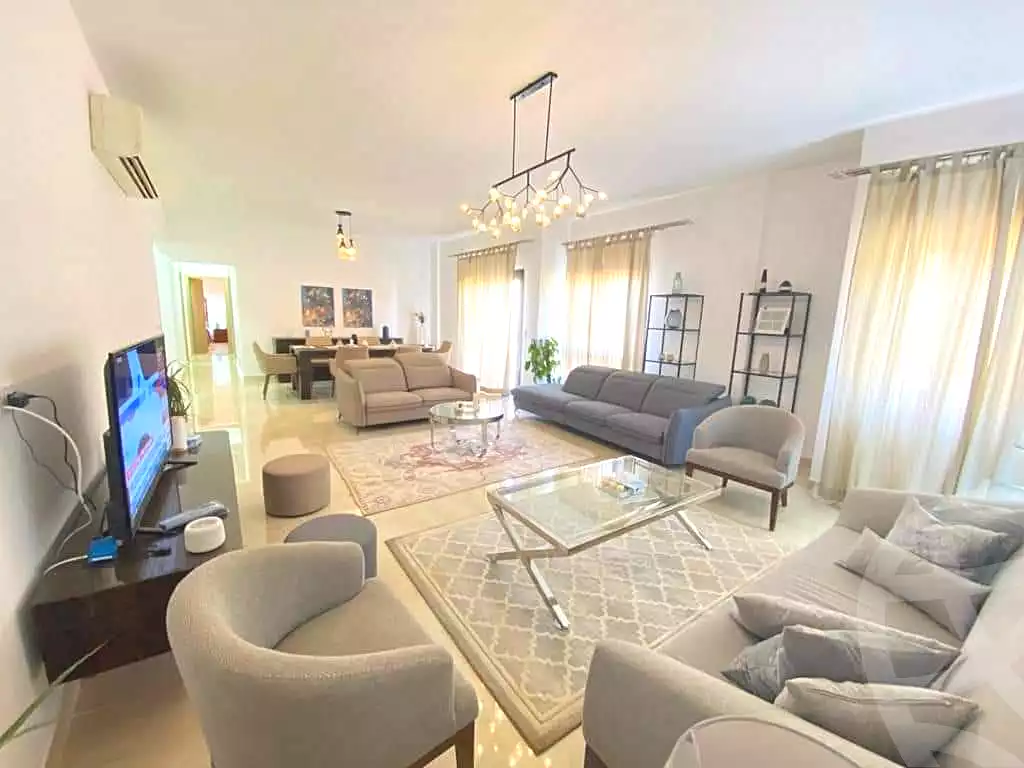 https://aqarmap.com.eg/ar/listing/7255259-for-sale-cairo-new-cairo-compounds-hyde-park-centre-ville-hyde-park