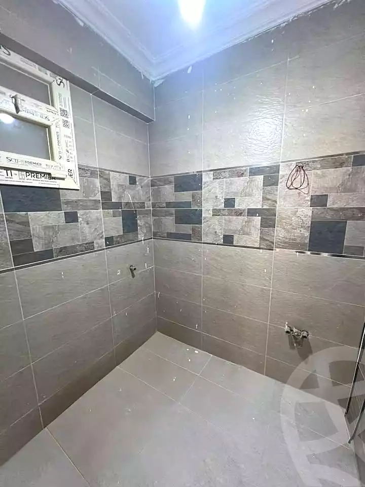 https://aqarmap.com.eg/ar/listing/7255400-for-sale-alexandria-moharram-bey-kanal-al-mahmoudeya-al-bahri-st