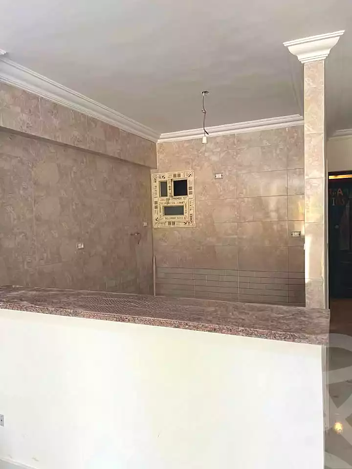 https://aqarmap.com.eg/ar/listing/7255400-for-sale-alexandria-moharram-bey-kanal-al-mahmoudeya-al-bahri-st