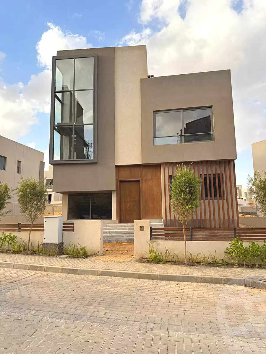 https://aqarmap.com.eg/en/listing/7255388-for-sale-cairo-new-administrative-capital-r7-vinci
