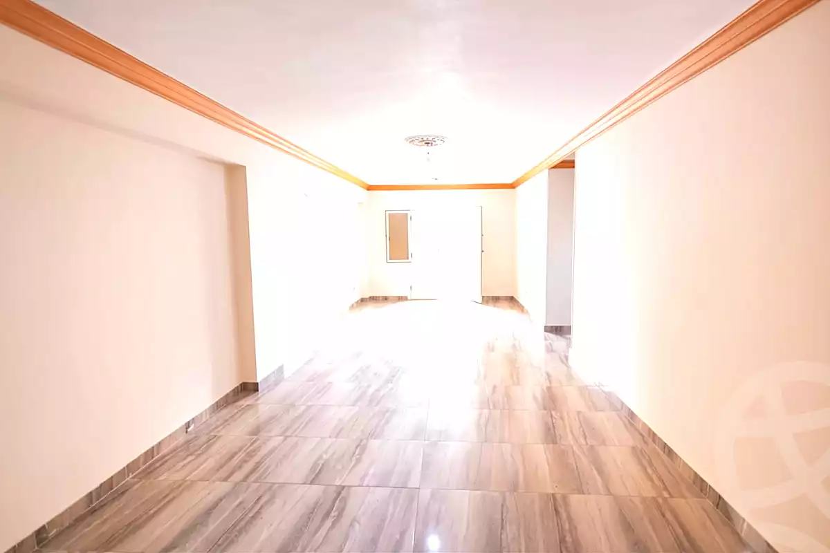 https://aqarmap.com.eg/en/listing/7255982-for-sale-alexandria-ganaklis