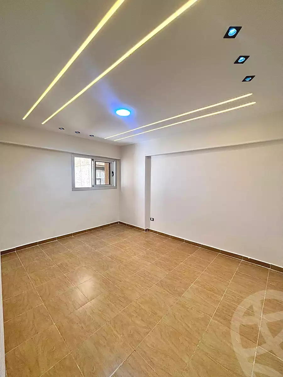 https://aqarmap.com.eg/ar/listing/7256339-for-sale-alexandria-miami-mohammed-ibn-taher-st