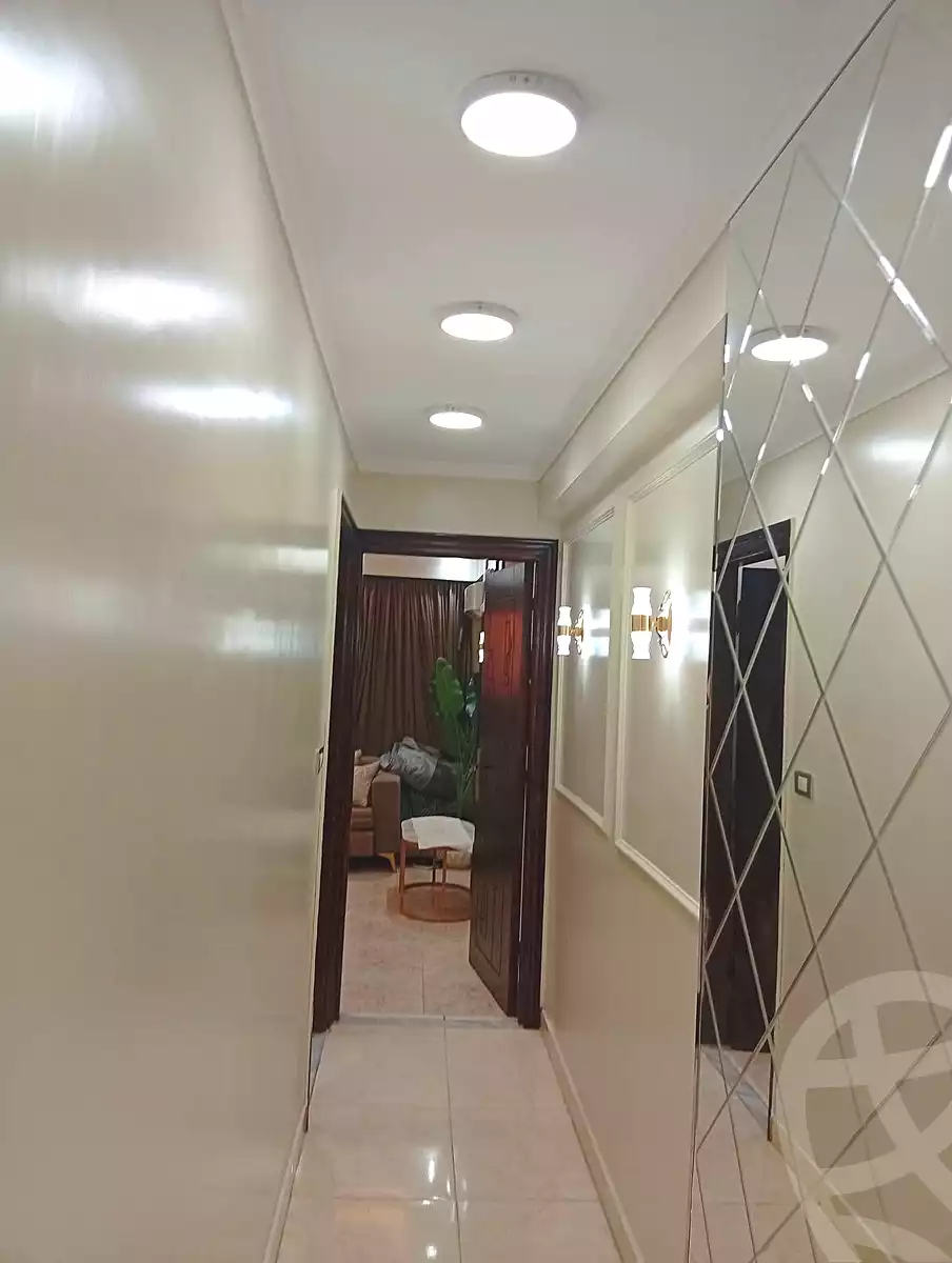https://aqarmap.com.eg/ar/listing/7256377-for-sale-alexandria-alhadara-al-mofatesh-st