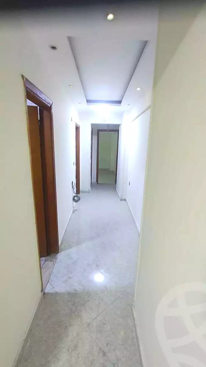 https://aqarmap.com.eg/ar/listing/7256386-for-rent-cairo-helwan-helwan-el-sharkeya-el-maraghi-st
