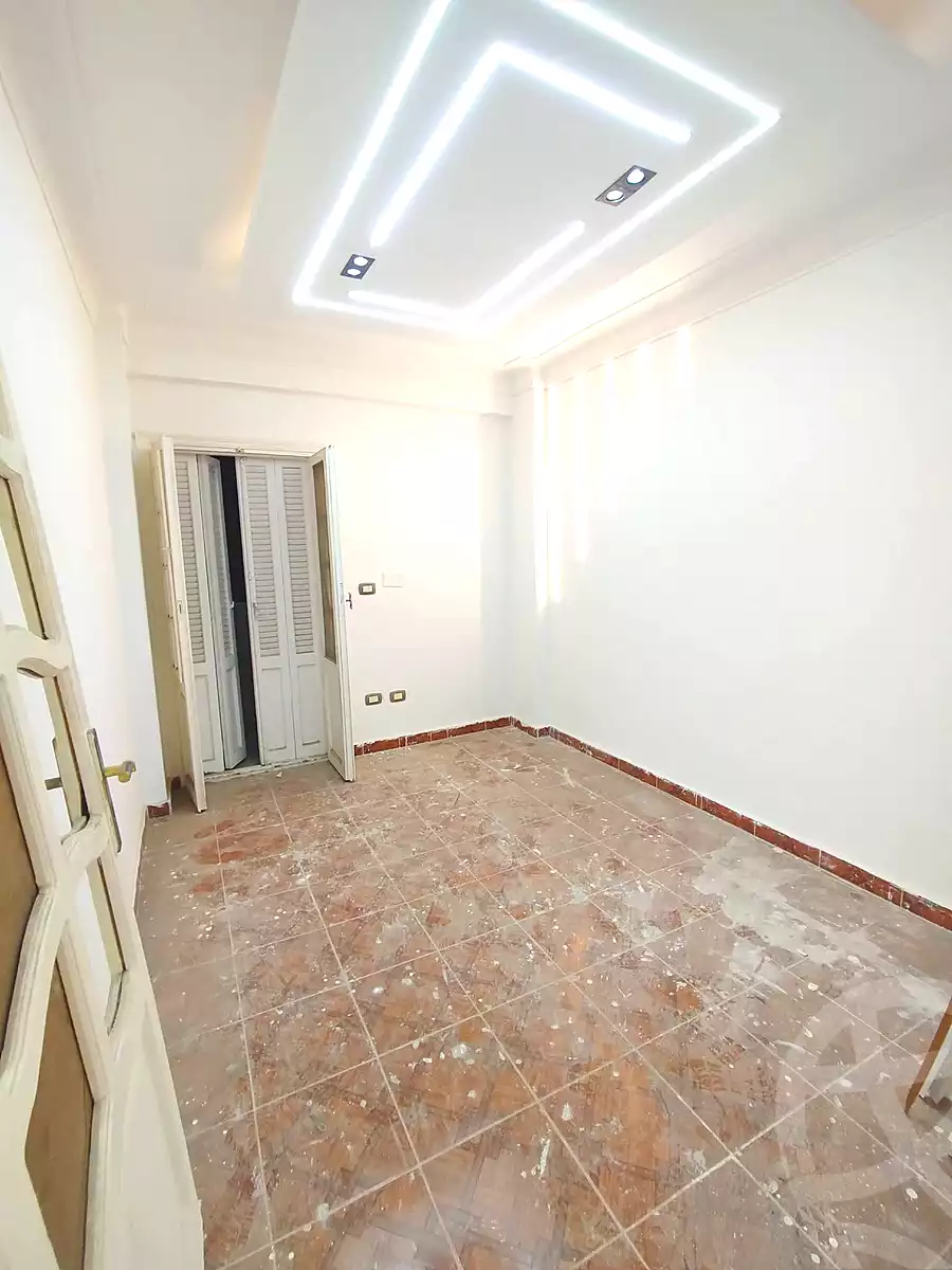 https://aqarmap.com.eg/ar/listing/7256849-for-sale-alexandria-lsywf-el-falki