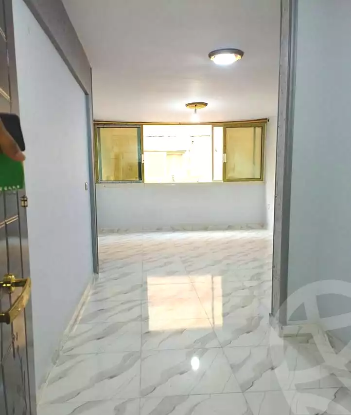 https://aqarmap.com.eg/ar/listing/7256904-for-sale-alexandria-al-agamy-el-hanouvel-el-kholafaa-el-rashdeen-st