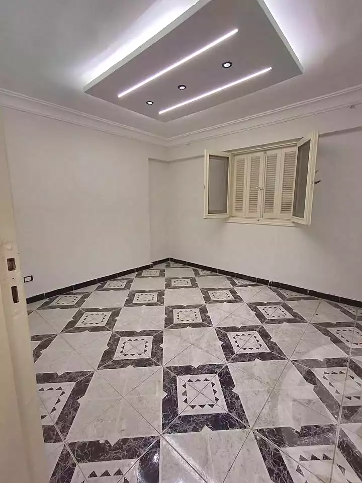 https://aqarmap.com.eg/ar/listing/7256924-for-sale-alexandria-al-agamy-lbytsh-saad-zaghloul-st