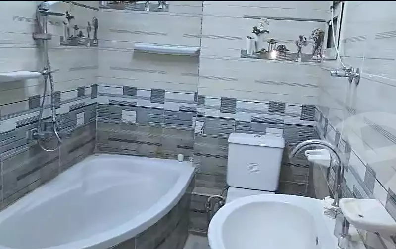 https://aqarmap.com.eg/ar/listing/7256942-for-sale-cairo-elnozha-Streettt-27