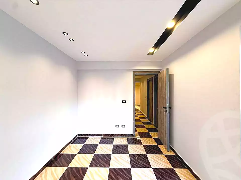 https://aqarmap.com.eg/ar/listing/7257038-for-sale-alexandria-sydy-bshr