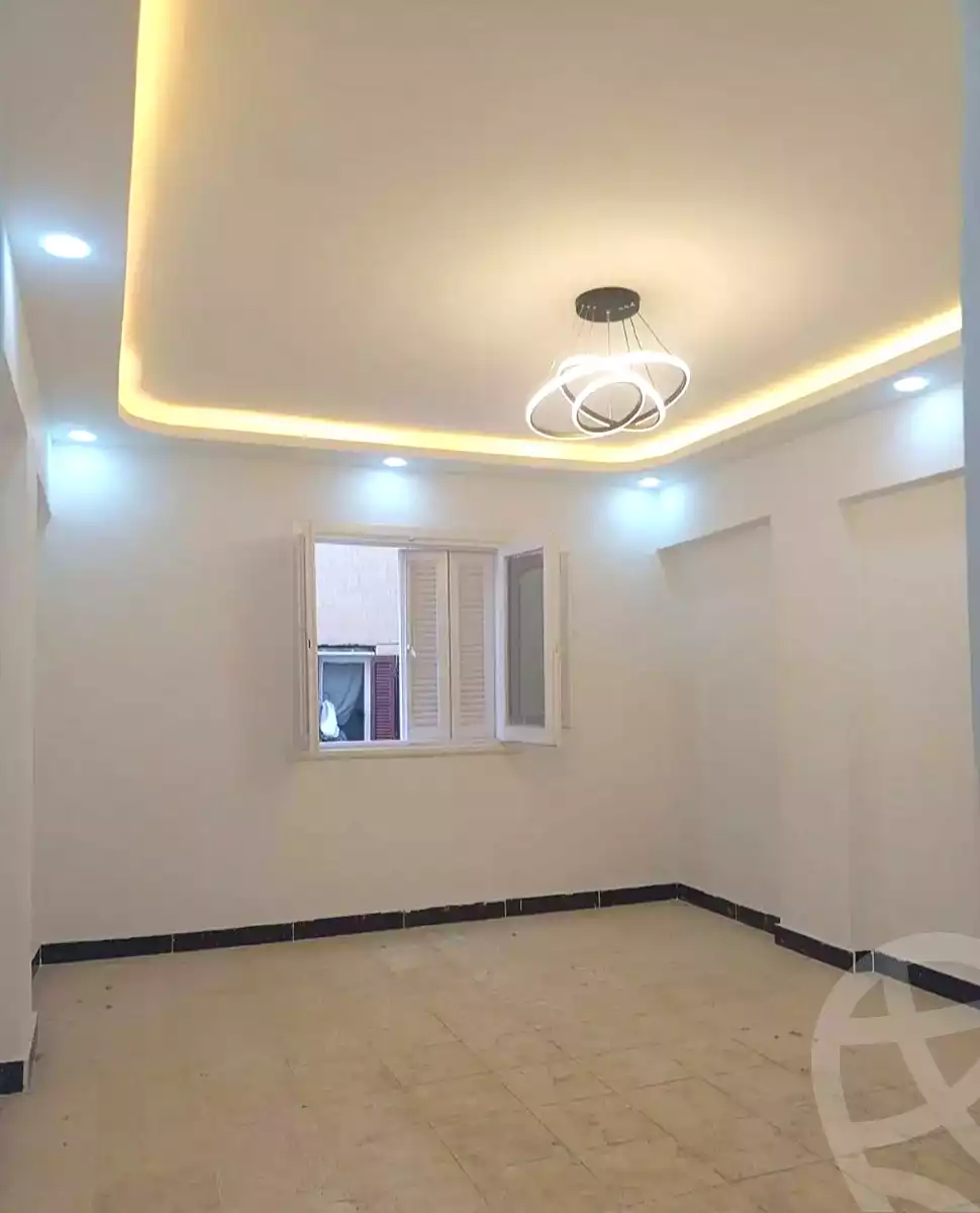 https://aqarmap.com.eg/en/listing/7257105-for-sale-alexandria-al-agamy-el-hanouvel-abo-el-shawareb-st