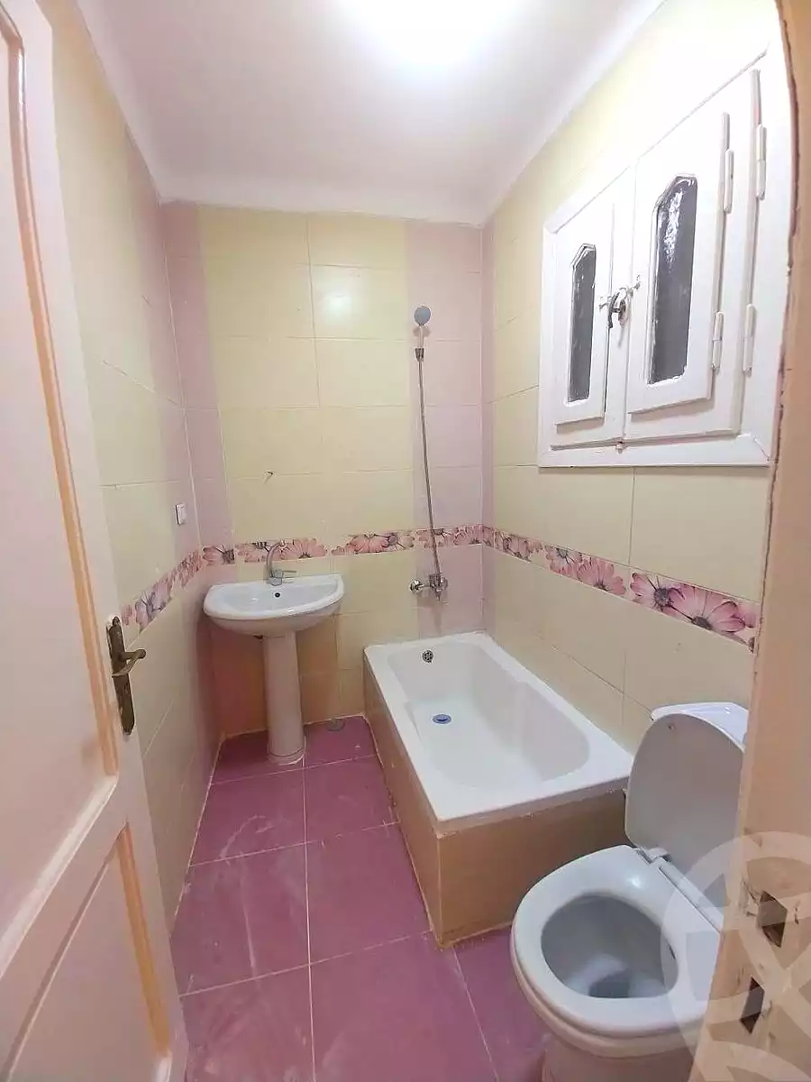 https://aqarmap.com.eg/ar/listing/7257454-for-sale-alexandria-al-agamy-shataa-el-nakheel