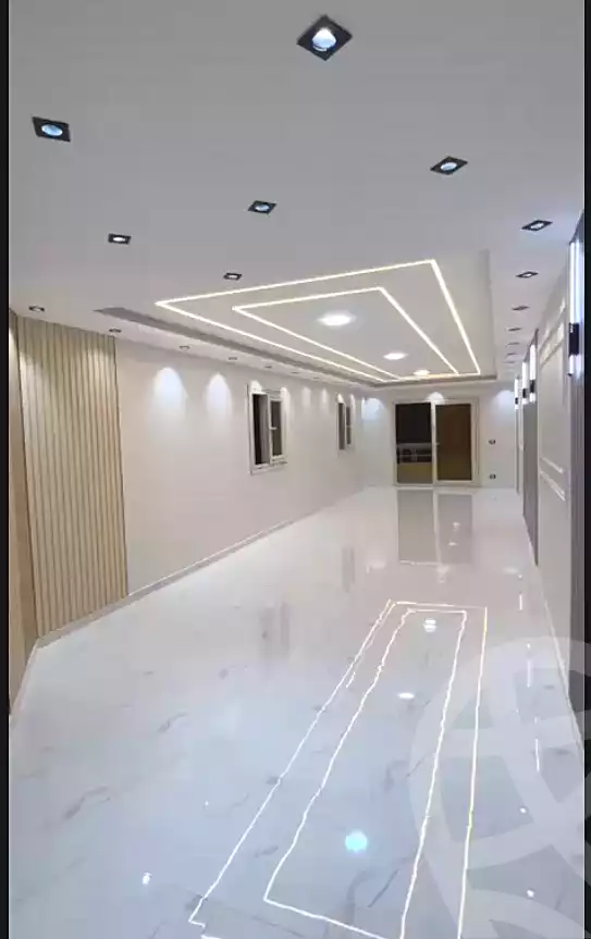 https://aqarmap.com.eg/ar/listing/7257612-for-sale-alexandria-miami-el-gaish-rd-st