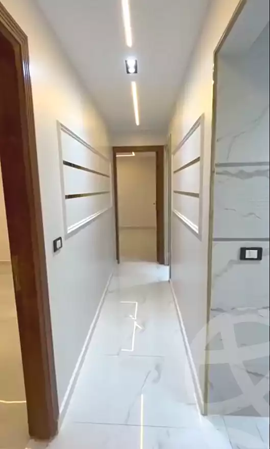 https://aqarmap.com.eg/ar/listing/7257612-for-sale-alexandria-miami-el-gaish-rd-st