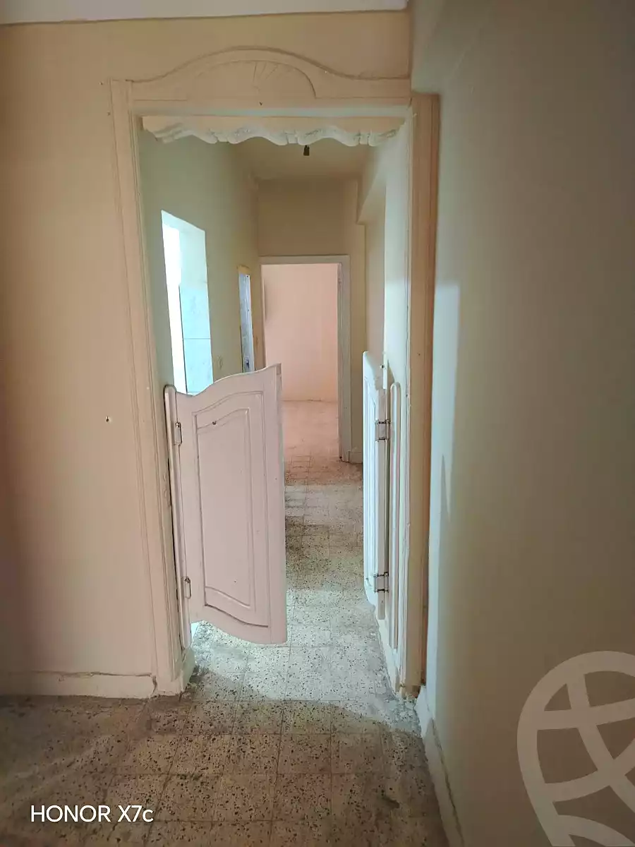 https://aqarmap.com.eg/ar/listing/7257751-for-sale-alexandria-al-agamy-bw-ywsf
