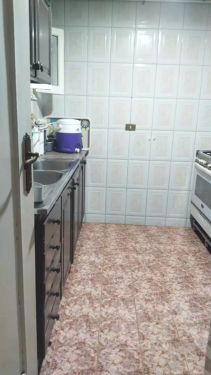 https://aqarmap.com.eg/ar/listing/7257819-for-sale-cairo-el-zaytun-lzytwn-lshrqy-toman-bai-st