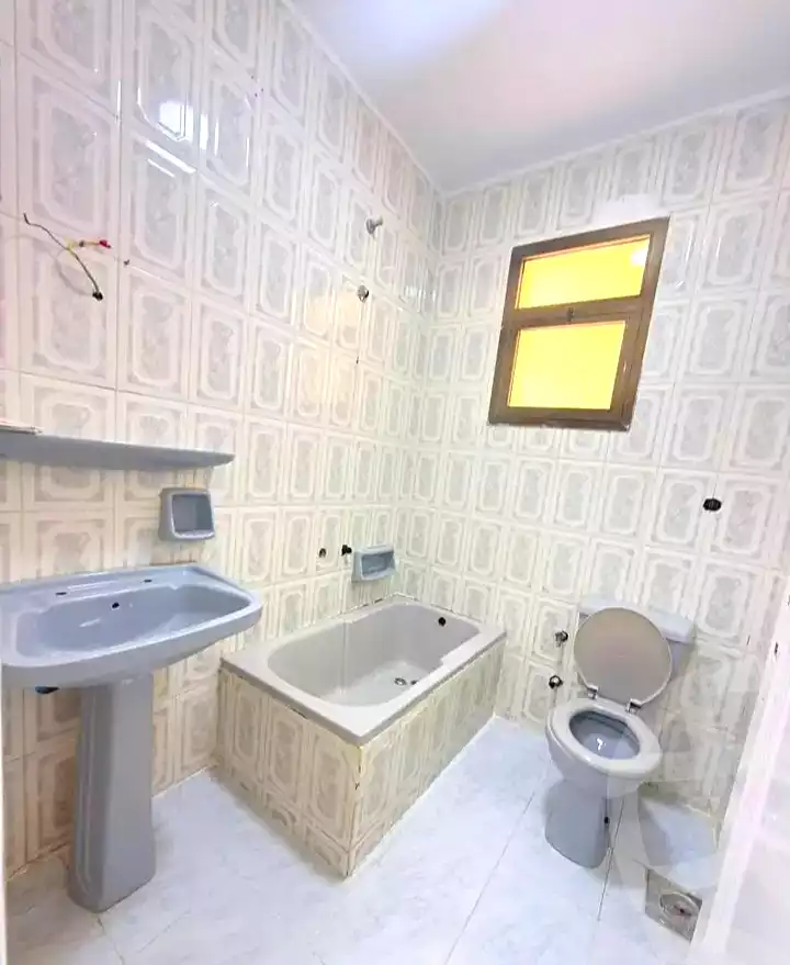https://aqarmap.com.eg/ar/listing/7257873-for-sale-alexandria-al-agamy-shataa-el-nakheel