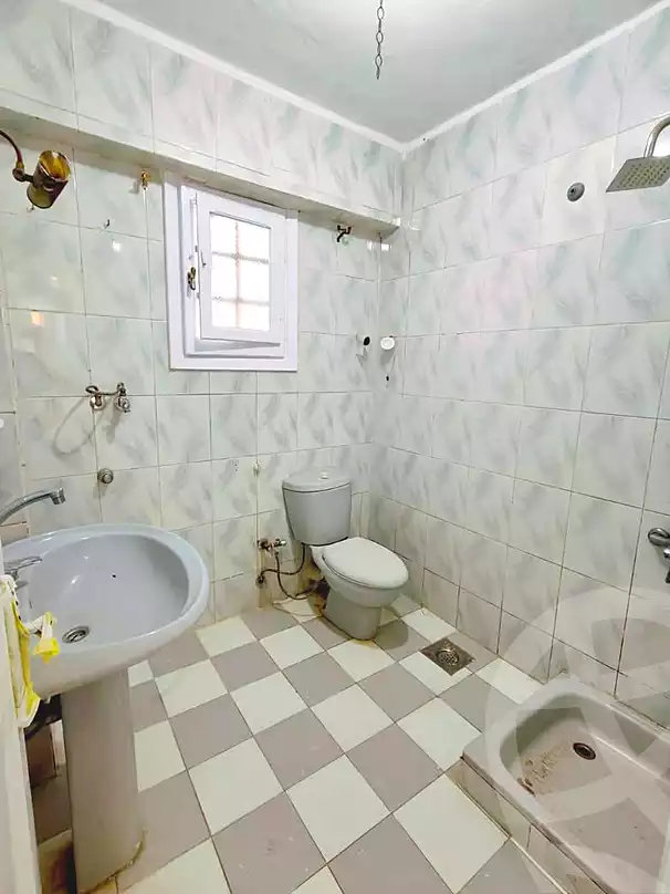 https://aqarmap.com.eg/ar/listing/7257929-for-sale-alexandria-al-agamy-shataa-el-nakheel