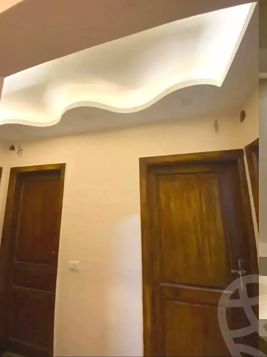 https://aqarmap.com.eg/ar/listing/7257959-for-sale-cairo-helwan-helwan-el-sharkeya-ryad-pasha-st
