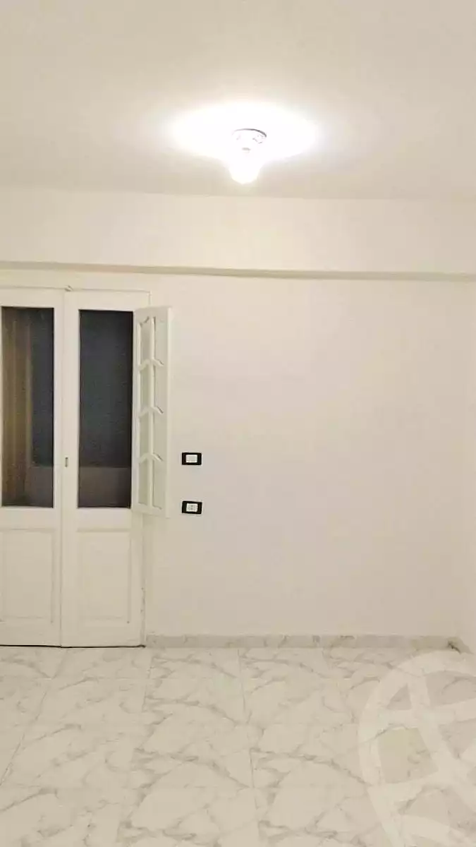 https://aqarmap.com.eg/ar/listing/7258028-for-sale-alexandria-al-agamy-el-hanouvel-khalil-khair-allah-st