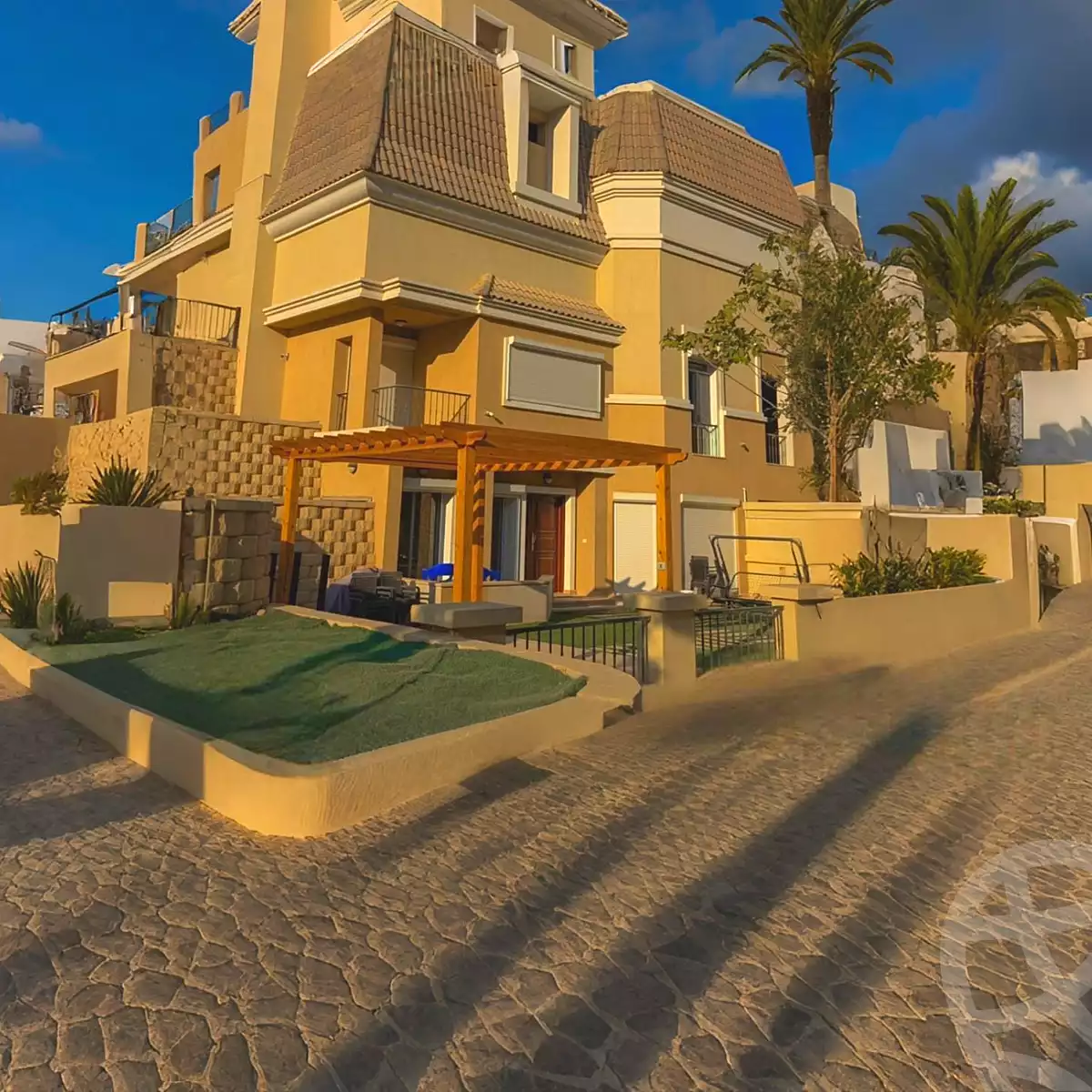 https://aqarmap.com.eg/en/listing/7258120-for-sale-cairo-new-heliopolis-compounds-talala-compound-madinet-masr