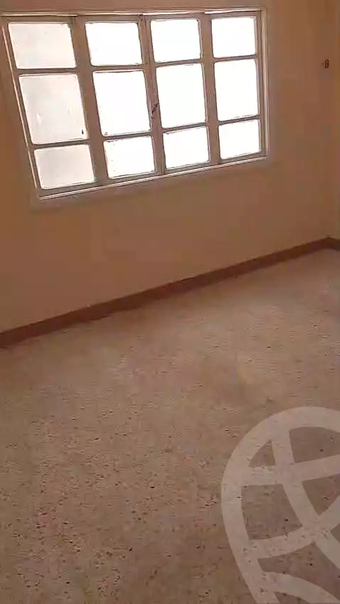 https://aqarmap.com.eg/ar/listing/7258286-for-rent-alexandria-bolekly-shr-lblbl