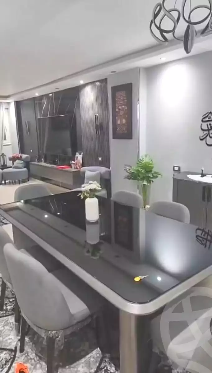 https://aqarmap.com.eg/ar/listing/7258334-for-sale-cairo-ain-shams-ain-shams-el-sharkia-el-zahraa-st