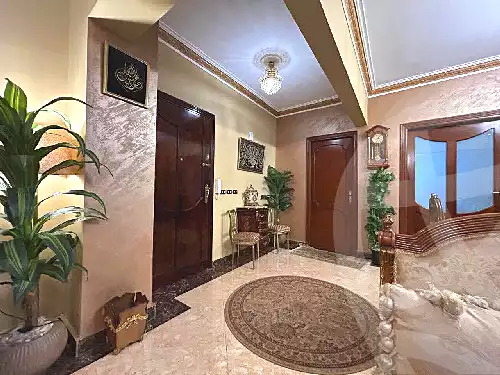 https://aqarmap.com.eg/ar/listing/7258362-for-sale-cairo-new-cairo-el-ahyaa-first-neighborhood-street-3