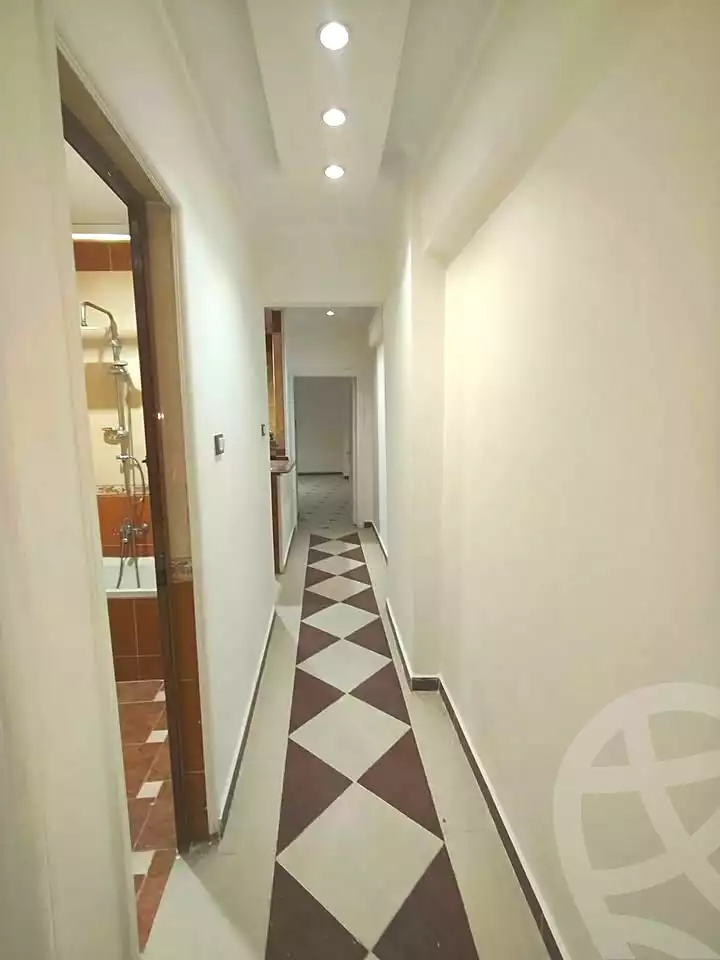 https://aqarmap.com.eg/ar/listing/7258615-for-sale-alexandria-lsywf-el-falki
