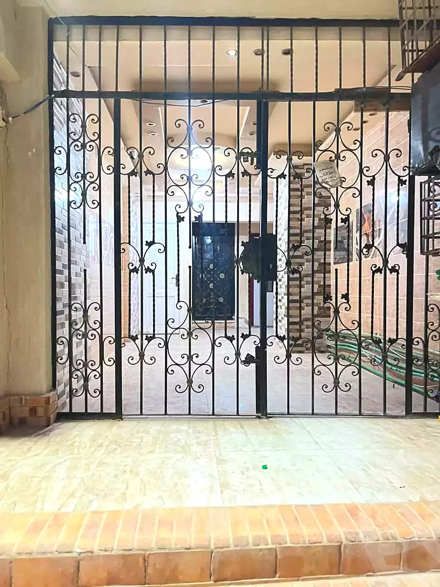 https://aqarmap.com.eg/en/listing/7258787-for-sale-alexandria-al-agamy-shataa-el-nakheel-street-14-1