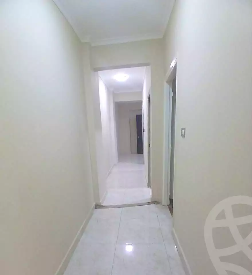 https://aqarmap.com.eg/en/listing/7258834-for-sale-alexandria-el-asafra-ahmed-tiesser-st